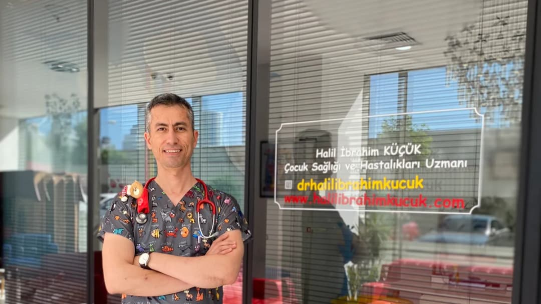 Dr. Halil İbrahim KÜÇÜK Çocuk Doktoru