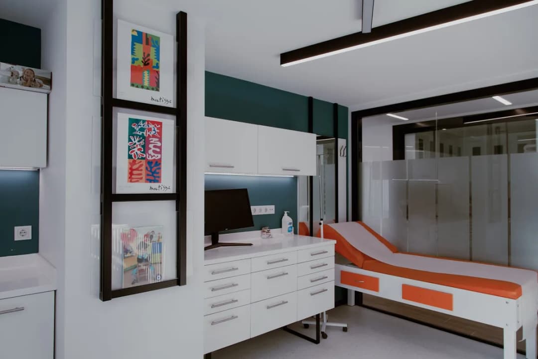 Dr.Timur Orhanoğlu İç Hastalıkları(Dahiliye) Uzmanı/Çatalca Sağlık Dahiliye Kliniği