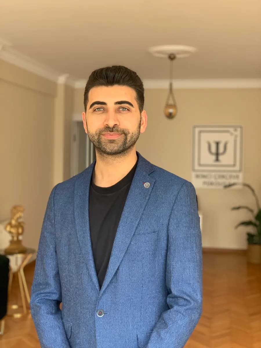 Uzman Klinik Psikolog Eyüp Durmaz Şişli Aile Terapi Nişantaşı Psikolog Nişantaşı Psikolog Önerisi Şişli Psikolog