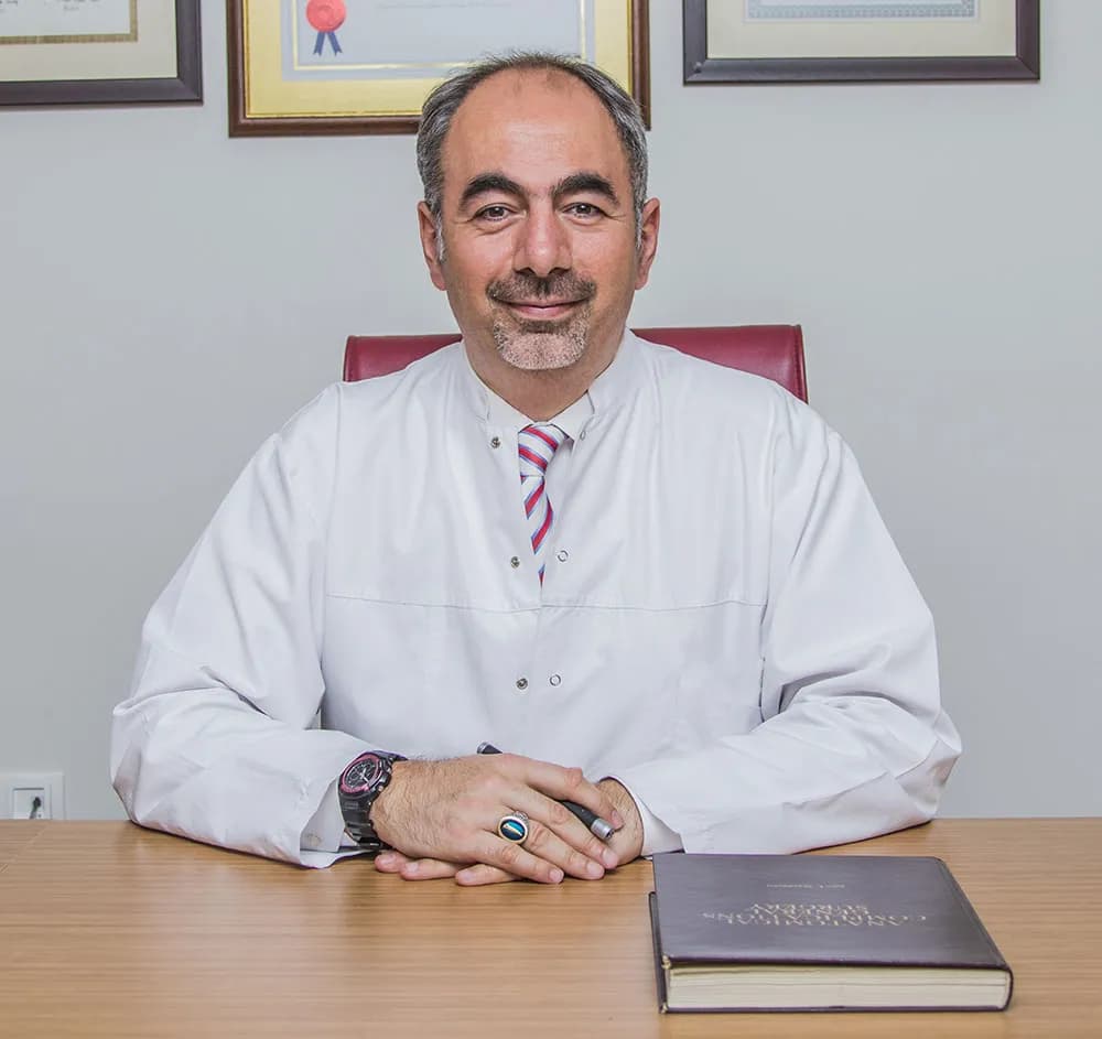 Prof. Dr. Bülent Yaşar — Gastroenterology & Digestive in Istanbul