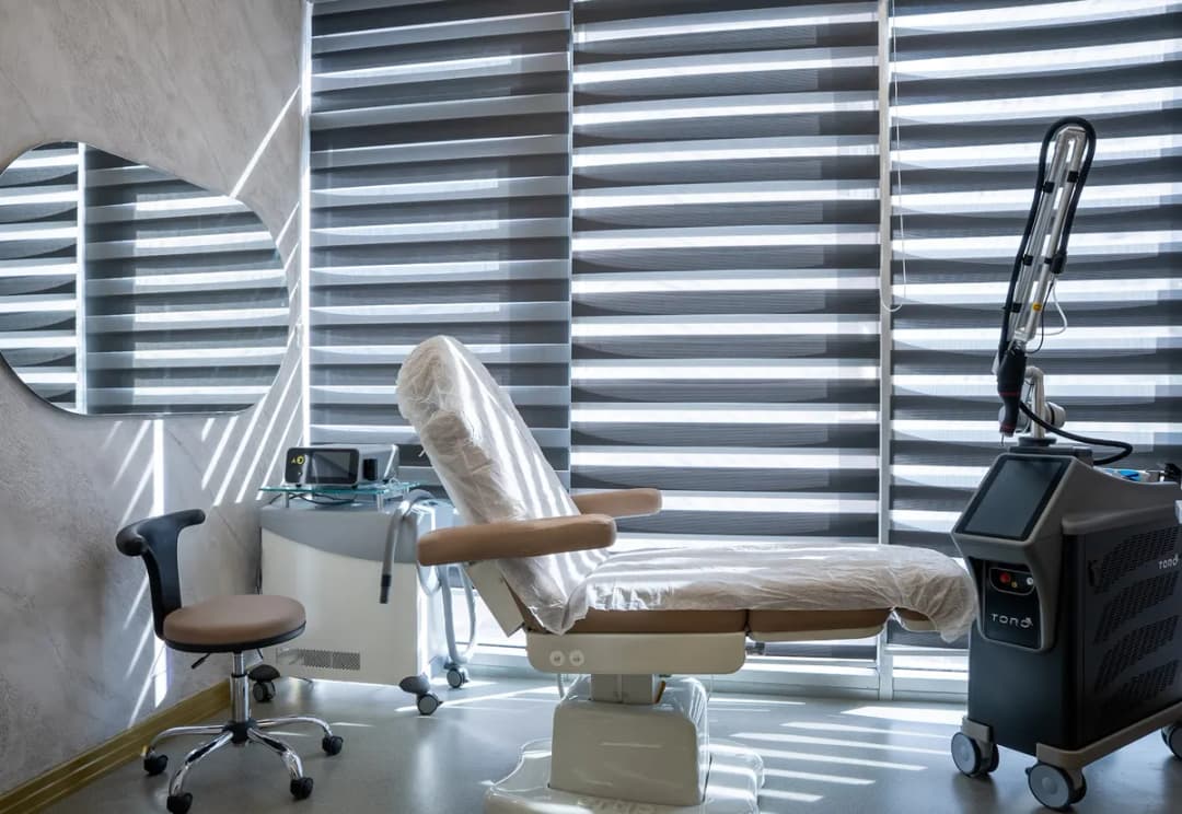 Uzm. Dr. Emre Kaynak, Dermatoloji — Dermatology & Skin Care in Istanbul
