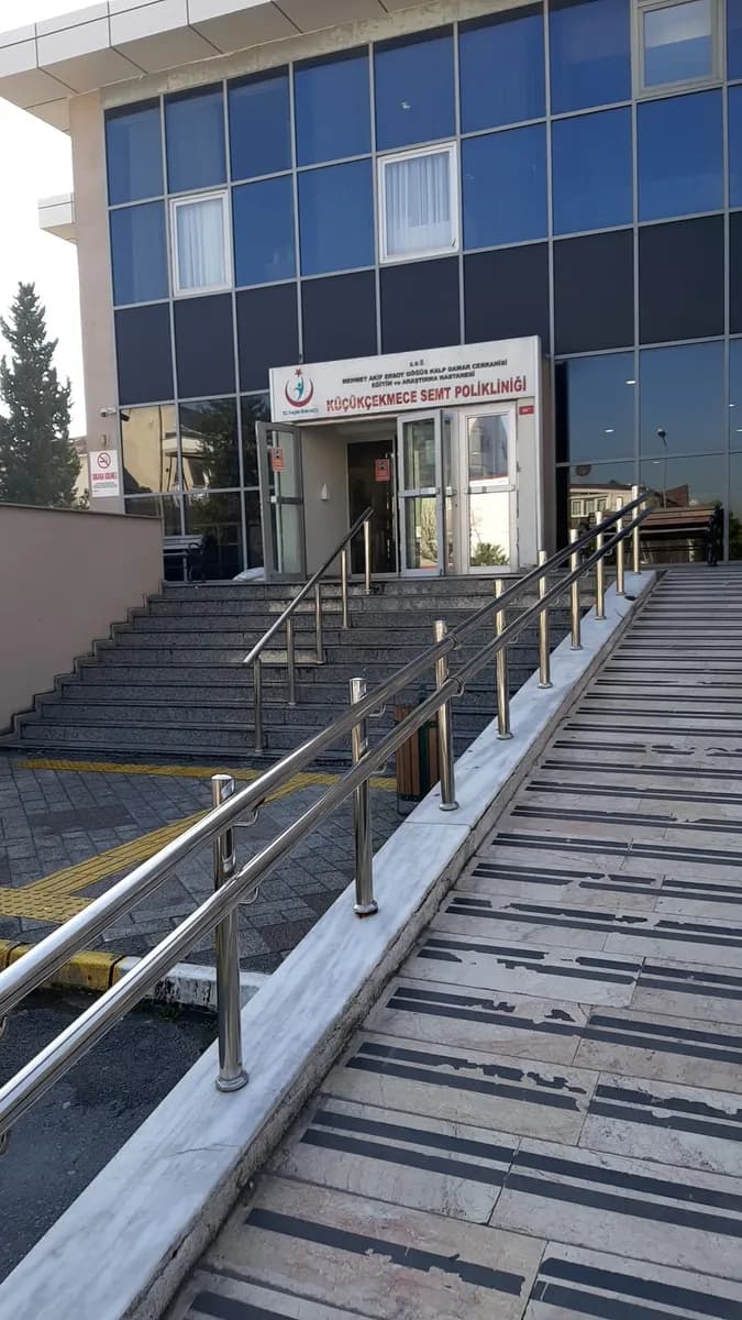 Mehmet Akif Ersoy Göğüs Kalp ve Damar Cerrahisi Eğitim ve Araştırma Hastanesi Küçükçekmece Semt Polikliniği