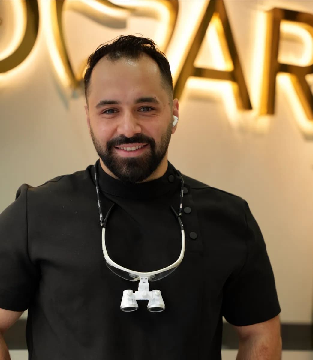 Diş hekimi .دكتور عمر عقيد Dr Omar Akeed Dental clinic