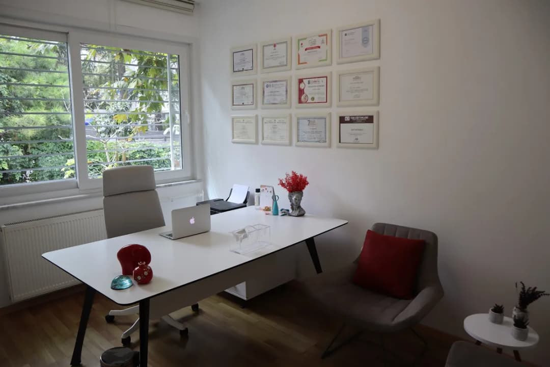 Diyetisyen Dr. Hande Seven Avuk — Nutrition & Dietetics in Istanbul