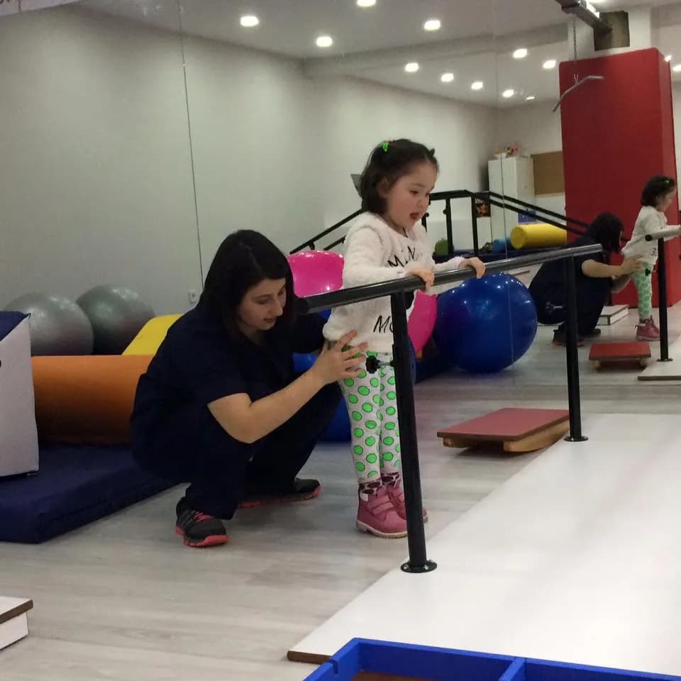 Melek Özel Eğitim ve Rehabilitason Merkezi — Physiotherapy & Rehabilitation in Istanbul