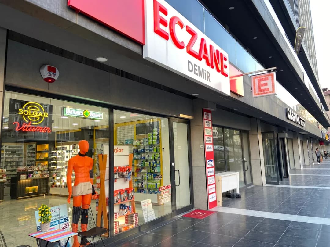 Demir Eczanesi Ümraniye — Pharmacies in Istanbul