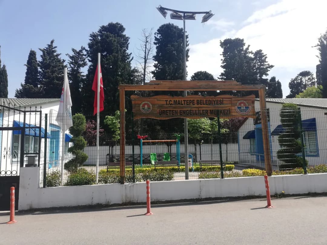 Üreten Engelliler Merkezi
