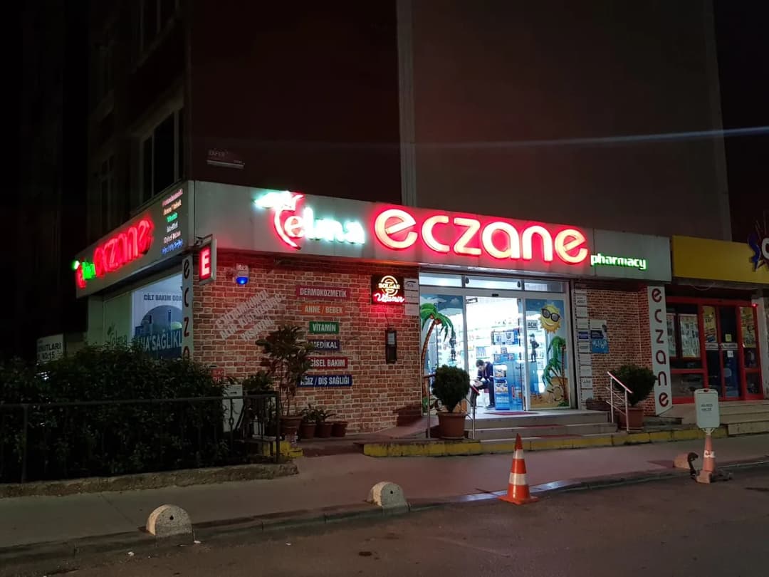 Elma Eczanesi (Elma Pharmacy) — Pharmacies in Istanbul