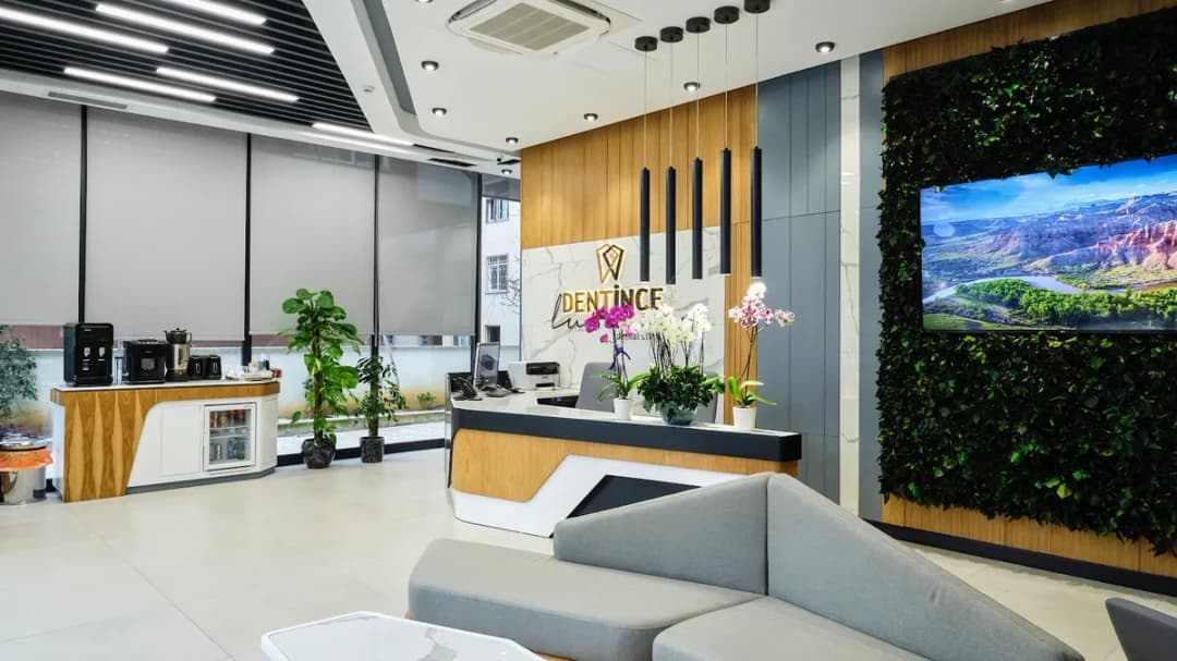 Dentince of teeth and oral health clinic — Dental Clinics in Istanbul