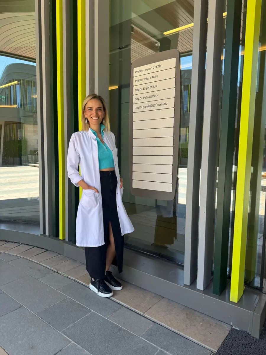 Doç. Dr. Şule Göncü Ayhan - Kadın Hastalıkları ve Doğum - Perinatoloji Uzmanı — OB/GYN & Women's Health in Istanbul