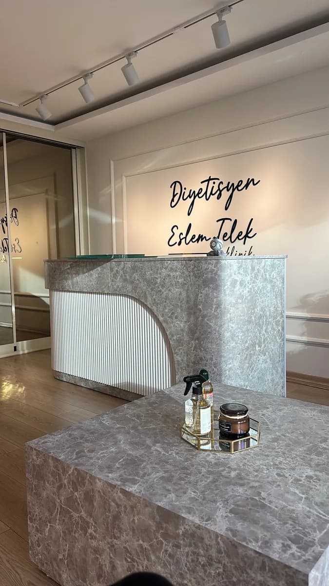 Diyetisyen Eslem Telek — Nutrition & Dietetics in Istanbul