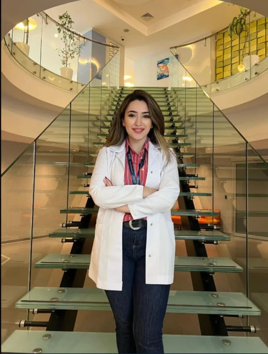 Psikolog Esra Keçeyapan — Mental Health & Psychology in Istanbul