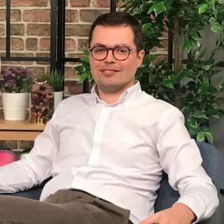 Doç. Dr. Çağdaş Gökhun Özmerdiven — Urology in Istanbul