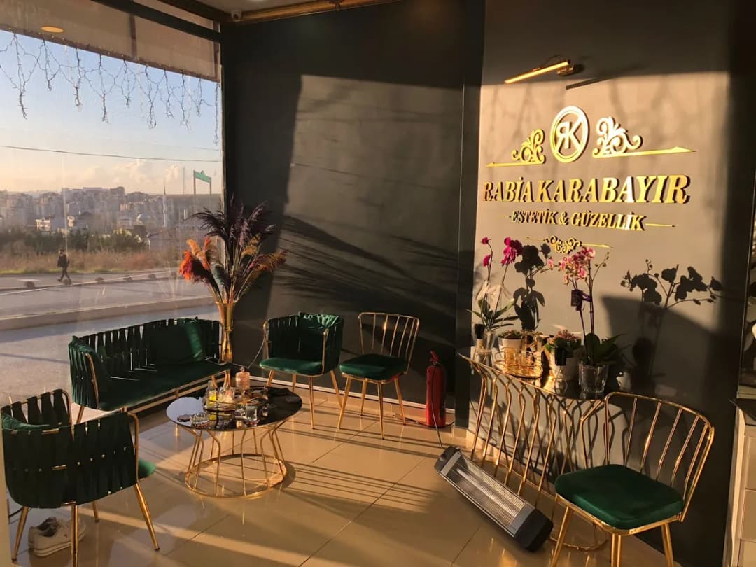 Arnavutköy Güzellik Merkezi R.K-Arnavutköy Lazer Epilasyon-Arnavutköy Kalıcı Makyaj-Altın Oranda Kaş Alımı