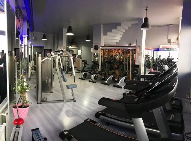 Fitwo bearing Ladies Special Sports and Wellness Center — Physiotherapy & Rehabilitation in Istanbul