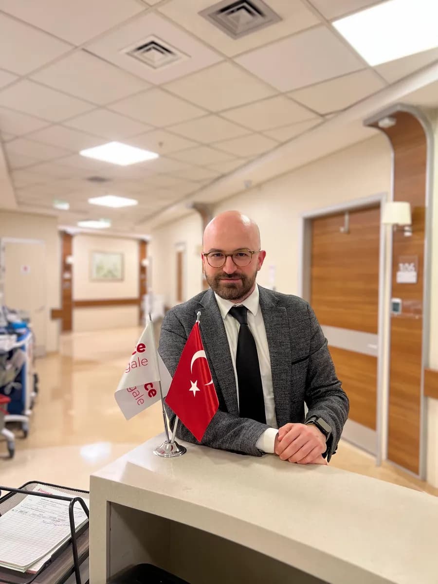 Prof. Dr. Yiğit Çanga — Cardiology & Heart Care in Istanbul