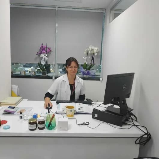 Dr. Harika Tercan — Alternative & Holistic Medicine in Istanbul