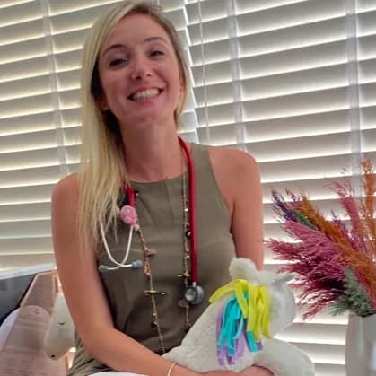 Uzm. Dr. Evşen Çetin, Çocuk Sağlığı Ve Hastalıkları — Pediatrics & Child Health in Istanbul