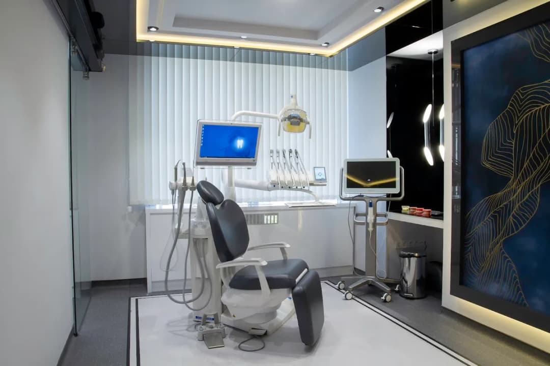 Cliniqa Dental World - Dental Treatment Clinic — Dental Clinics in Istanbul