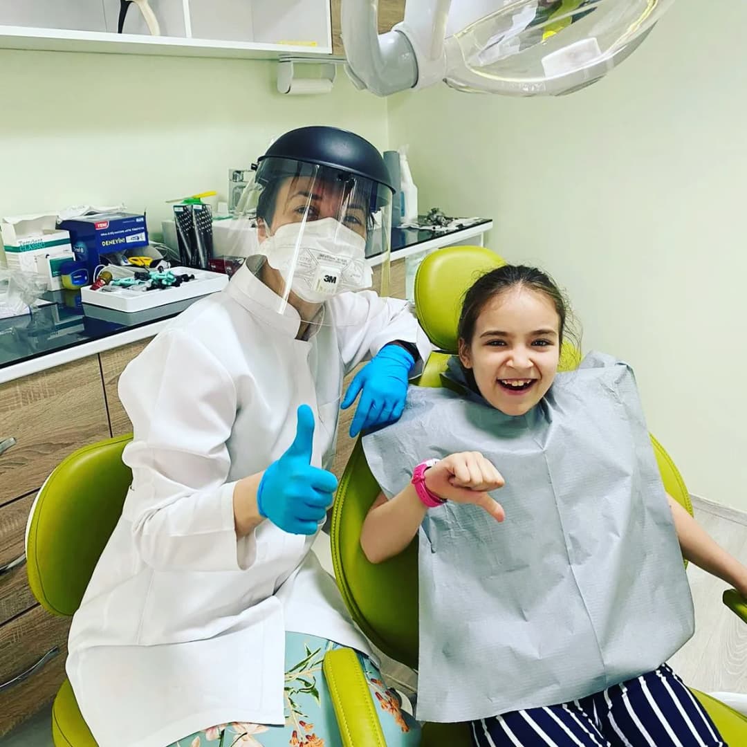 Dentist Farah AlAli Başcı د. فرح العلي — Dental Clinics in Istanbul