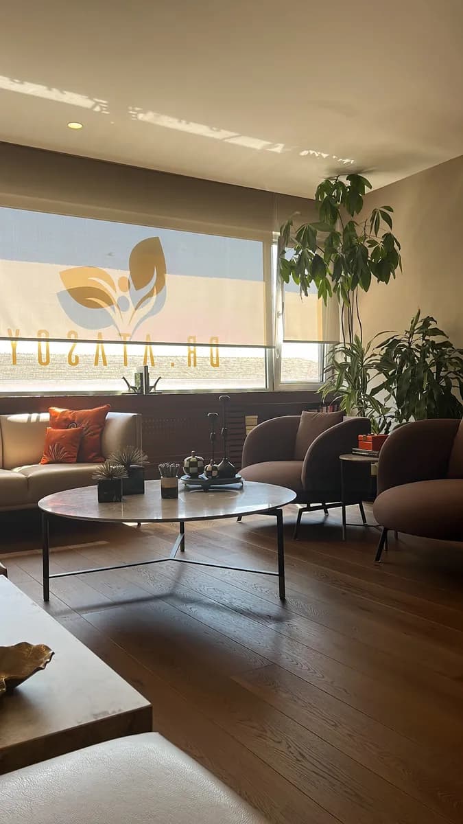 Uzman Diyetisyen Büşra Toyga — Nutrition & Dietetics in Istanbul