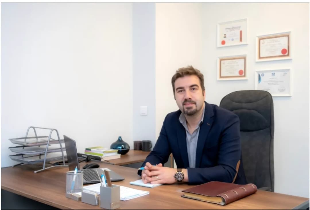 Uzm. Dr. Emrah Poşul, Gastroenteroloji — Gastroenterology & Digestive in Istanbul