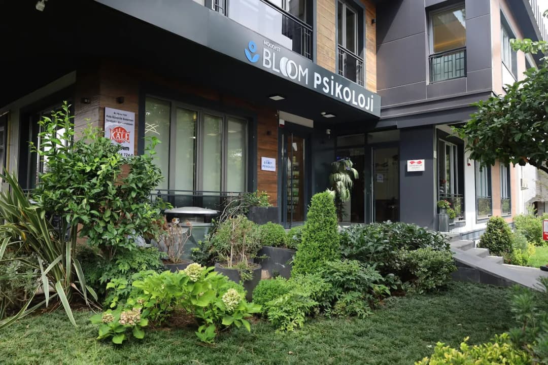 Bloom Psikoloji — Mental Health & Psychology in Istanbul