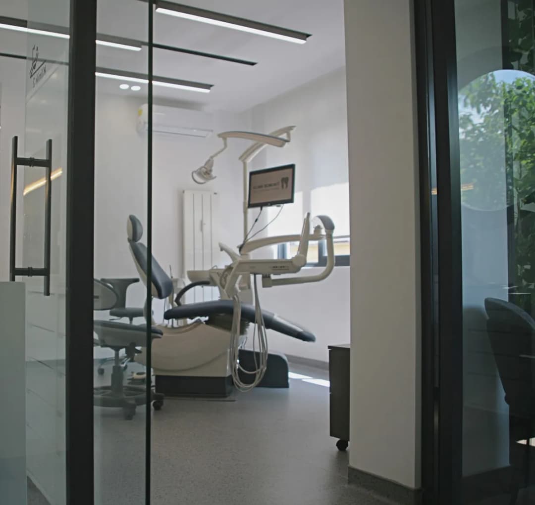 Klinik Bomonti Diş Kliniği-Şişli Estetik Diş Hekimi-Premium Dental Clinic Istanbul — Dental Clinics in Istanbul