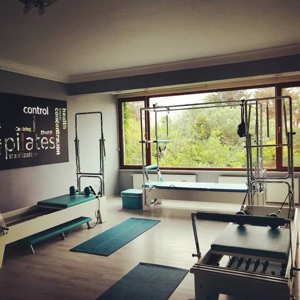 Fizyoinfit Fizyoterapi ve Pilates Merkezi — Physiotherapy & Rehabilitation in Istanbul