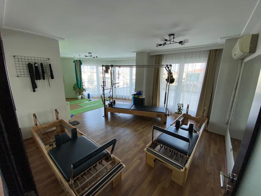 Fizyofiplus Pilates Stüdyosu-Şükrü Hırkalıoğlu — Physiotherapy & Rehabilitation in Istanbul