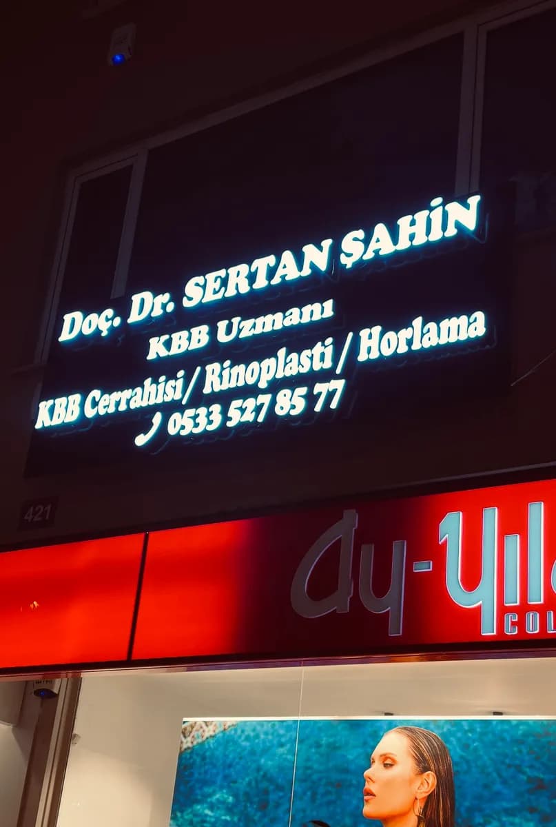 Doç. Dr. Sertan Şahin Kulak Burun Boğaz Muayenehanesi