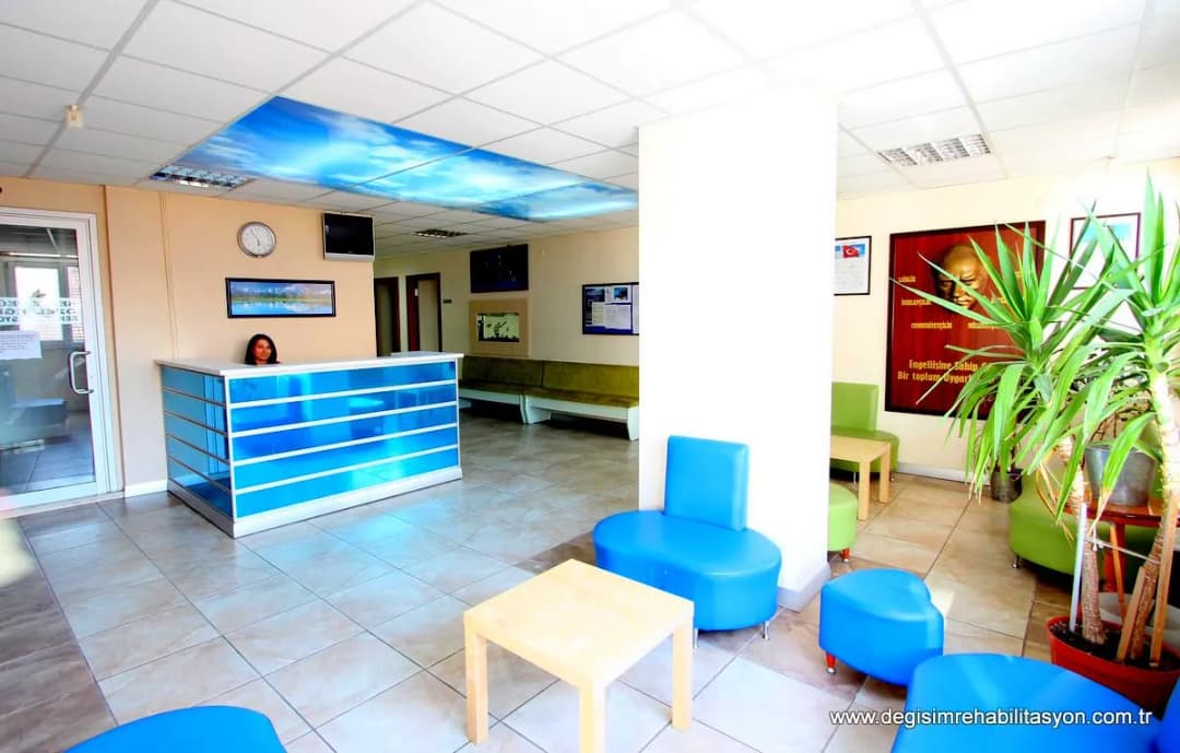Özel Beyaz Değişimler Özel Eğitim ve Rehabilitasyon Merkezi / GAZİOSMANPAŞA