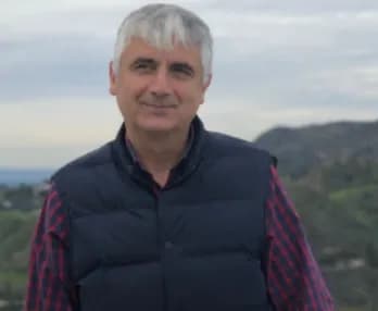 Prof. Dr. Psk. Dan. Ragıp Özyürek — Mental Health & Psychology in Istanbul