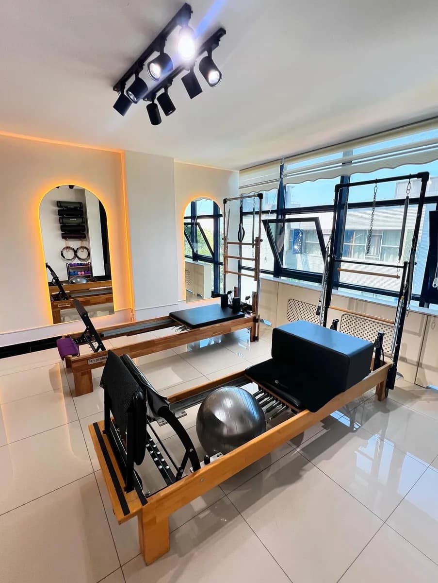 Fizyoterapist Hatice Bilgin — Physiotherapy & Rehabilitation in Istanbul
