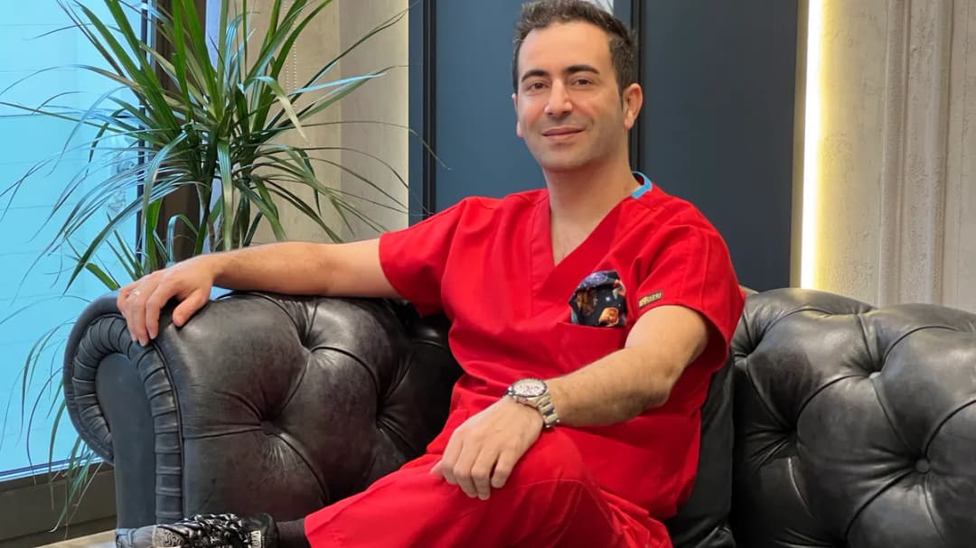 Dr. Yavuz Özsular Plastik Rekonstrüktif ve Estetik Cerrahi Uzmanı — Cosmetic & Plastic Surgery in Istanbul