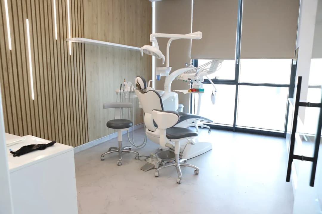 MarmaraSmile Dental Clinic - Hollywood Smile & Cosmetic Dentistry — Dental Clinics in Istanbul