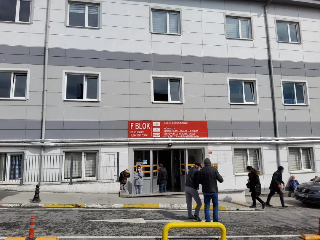 F Blok: Ortopedi, Fizik Tedavi, Nöroloji, Kadın Doğum, KBB — Cardiology & Heart Care in Istanbul