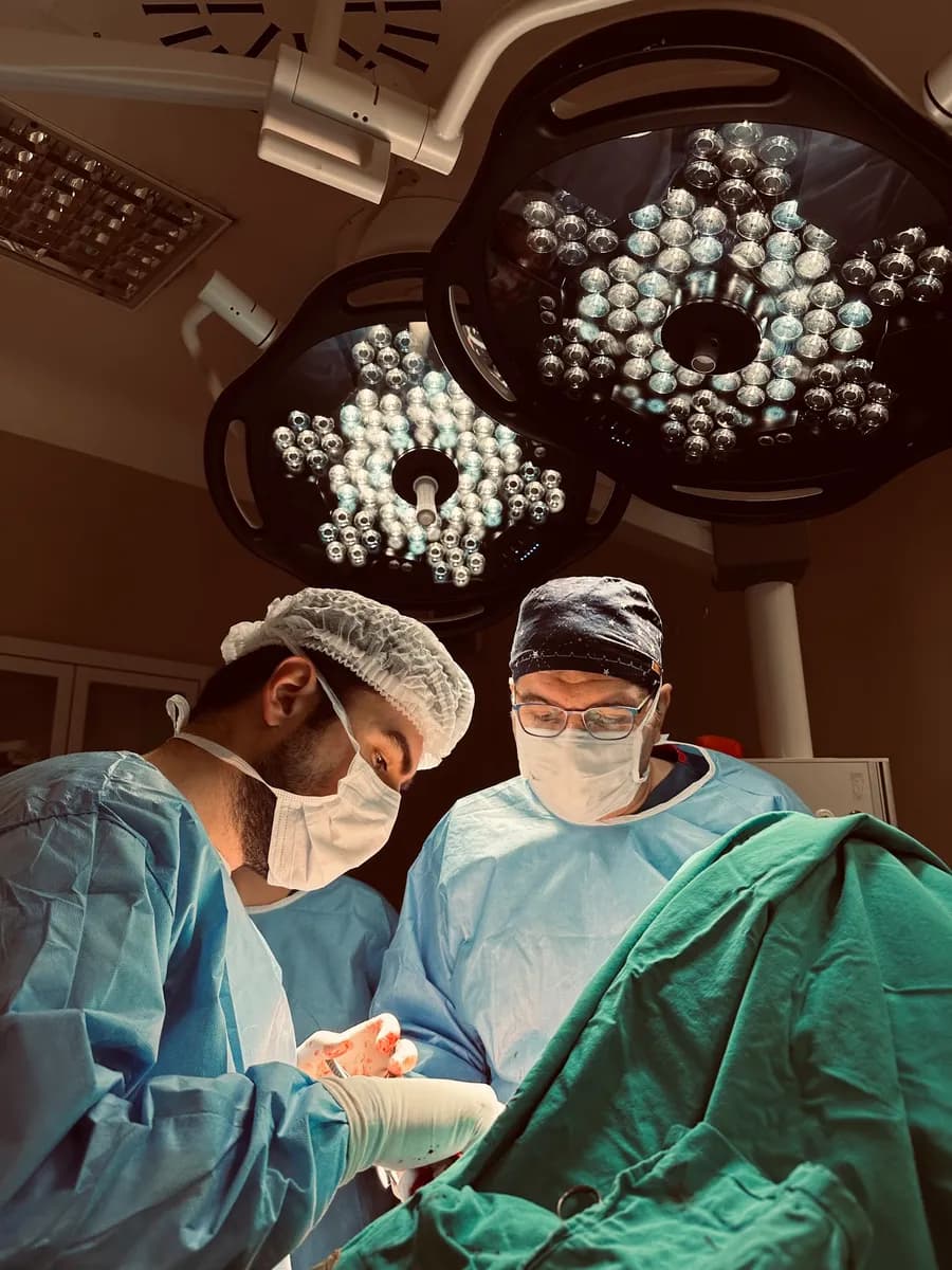 Op. Dr. Volkan EZİCİ | Ortopedi Operatör Doktor | Ortopedik Cerrah — Orthopedics & Sports Medicine in Istanbul