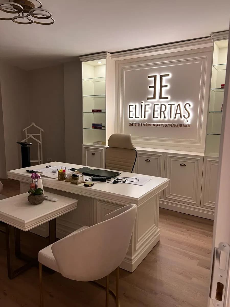 Diyetisyen Elif Ertas — Nutrition & Dietetics in Istanbul