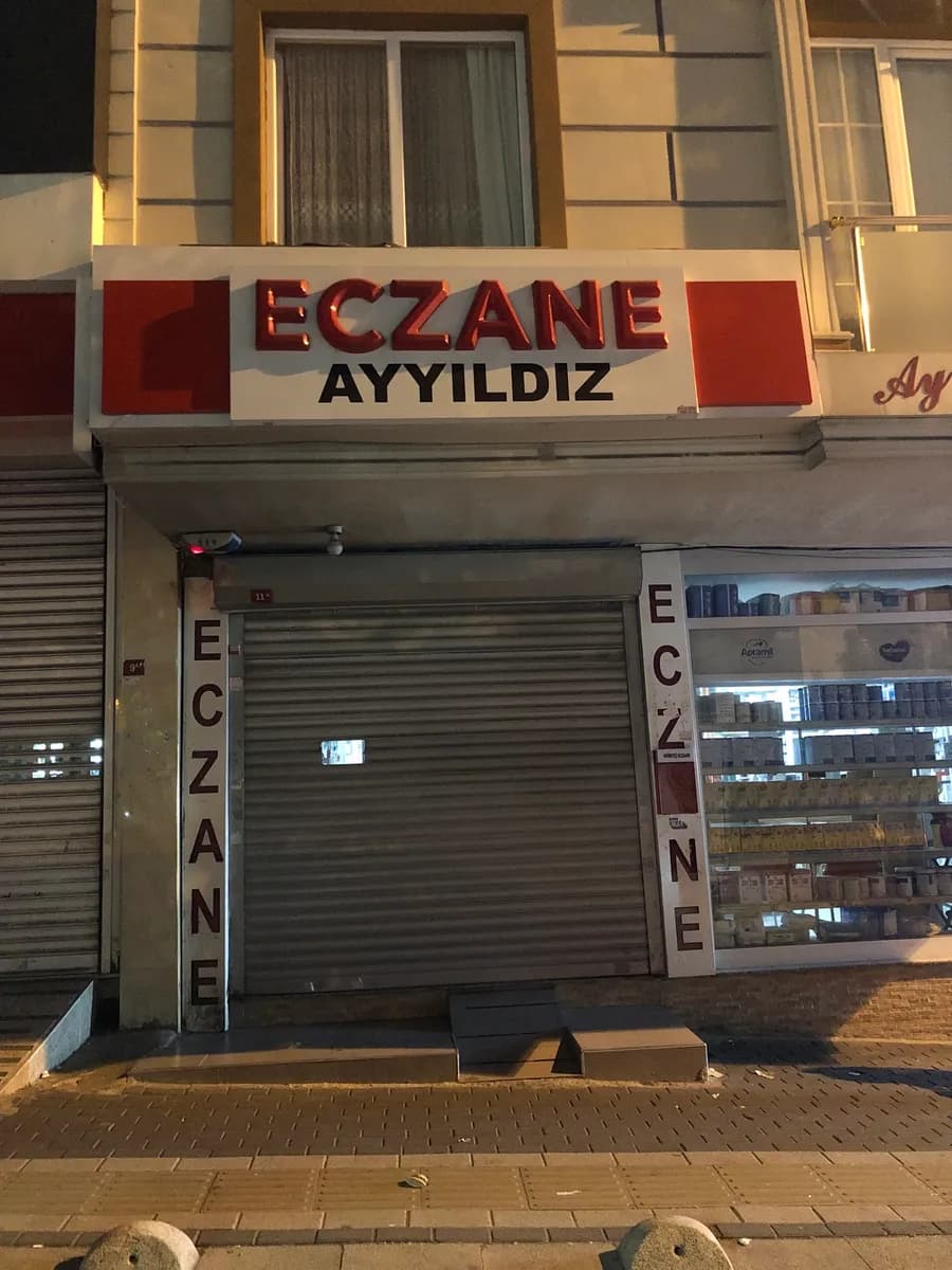 Eczane Ayyıldız