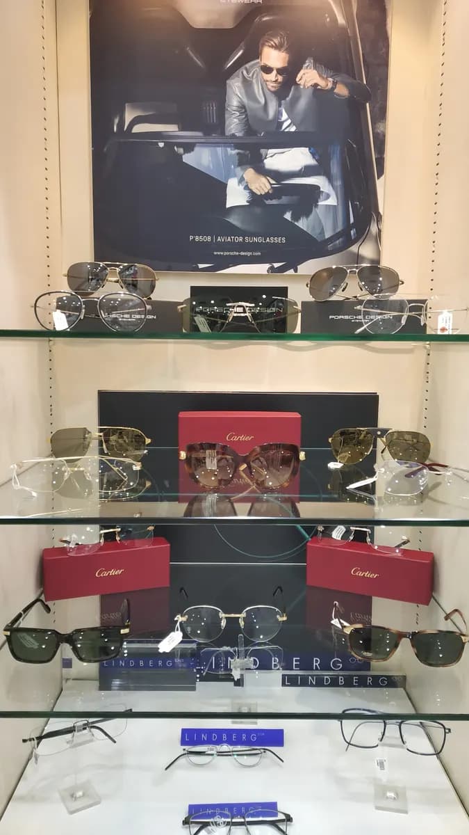 Al Jaber Optical Center - Bin Souqat — صورة 6