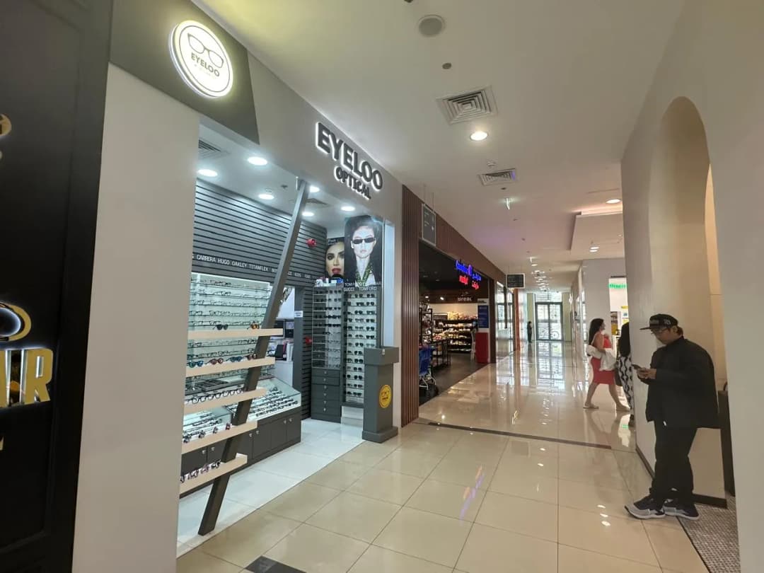 Eyeloo Optical — صورة 8