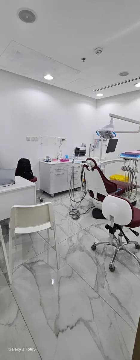 Iris Dental Clinic — صورة 7