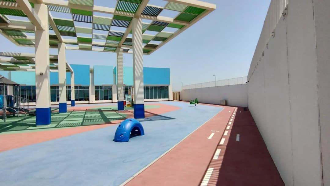 Lycee Libanais Francophone Prive - Meydan — صورة 6