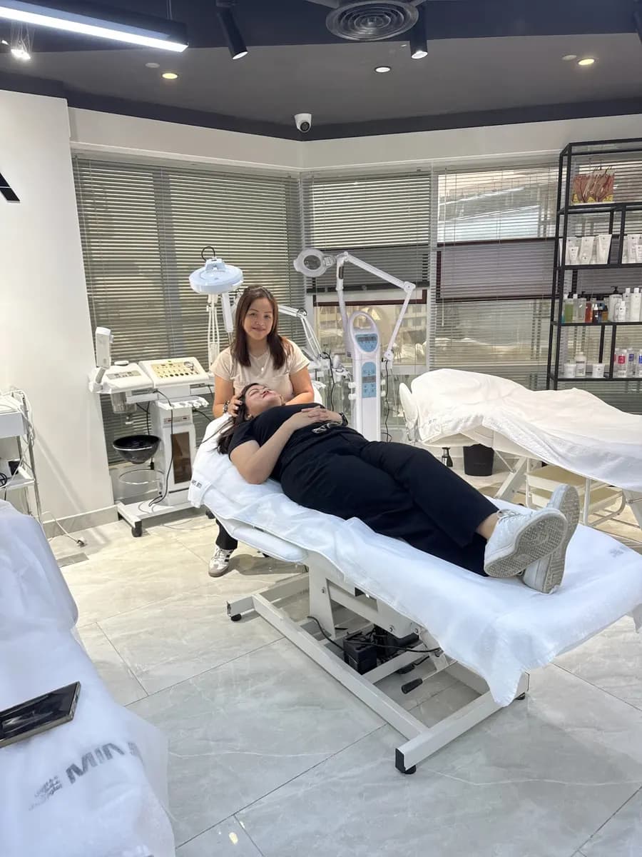 Mirrors Institute OF Aesthetics — صورة 2