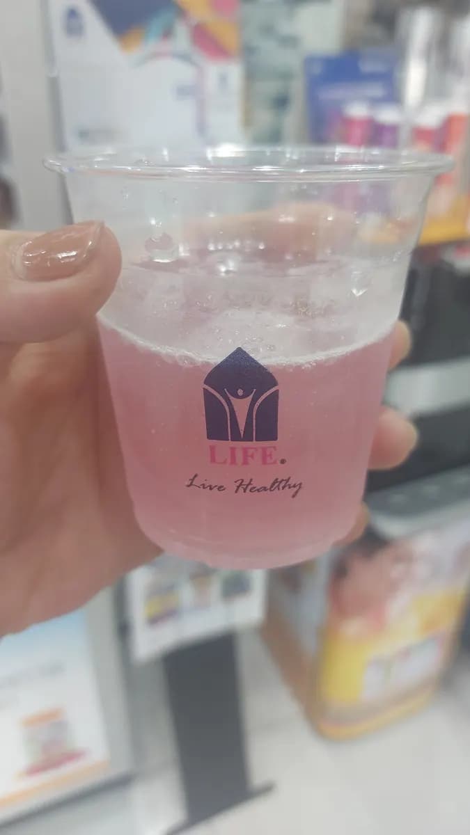Tram Life Pharmacy — صورة 6