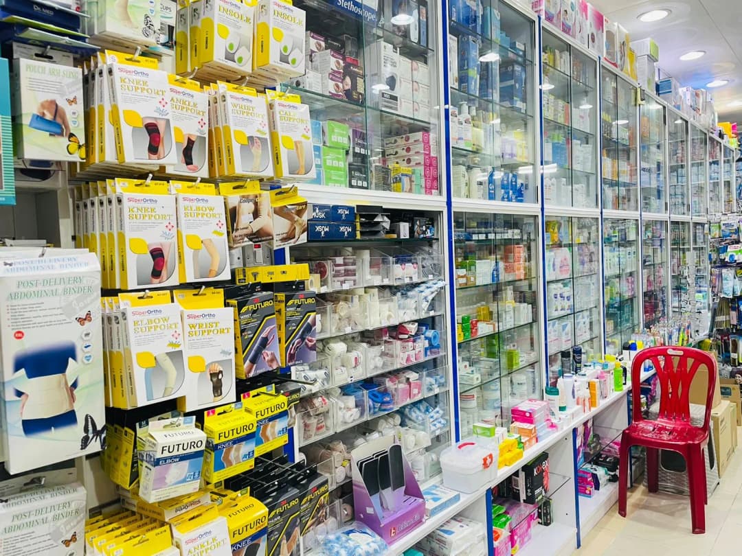 The New Tower Pharmacy — صورة 6