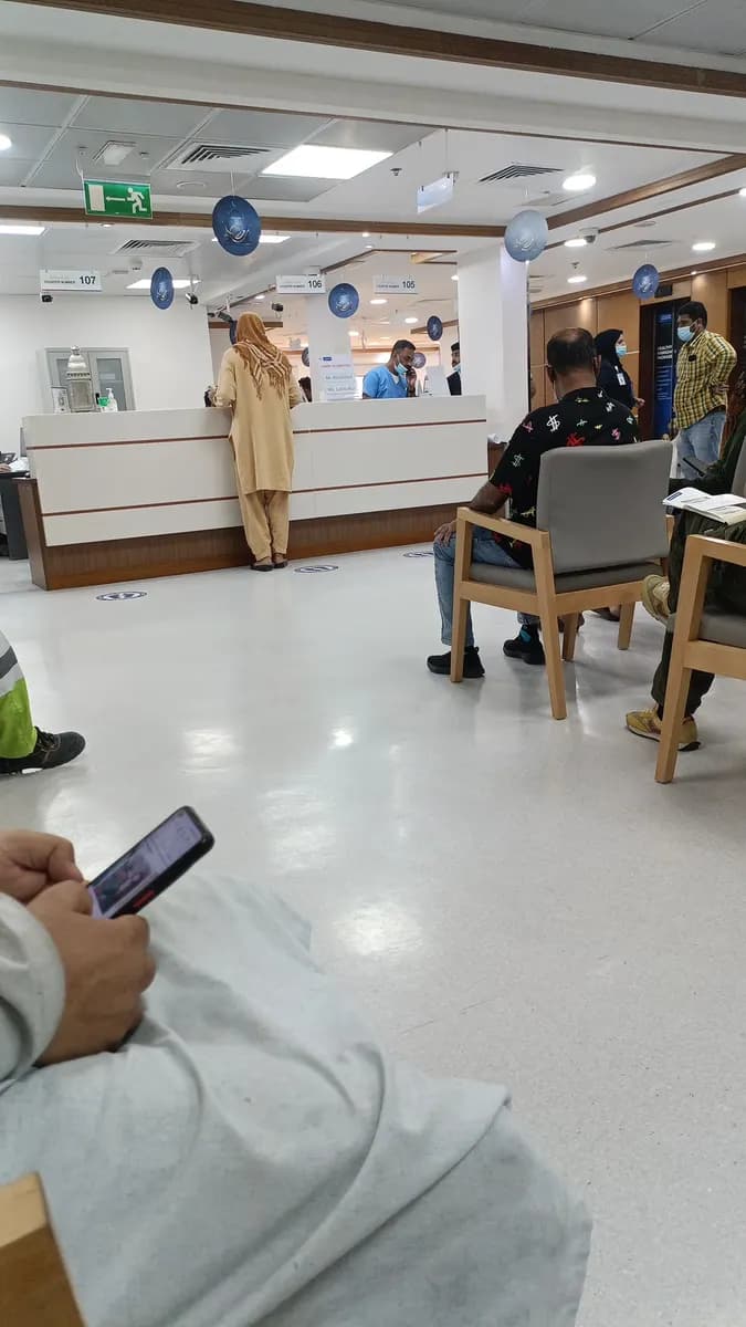 Sahara Pharmacy LLC Managed By Llh Hospital AL Musaffah — صورة 8