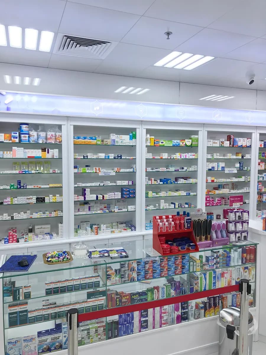 Max Grand Pharmacy — صورة 7