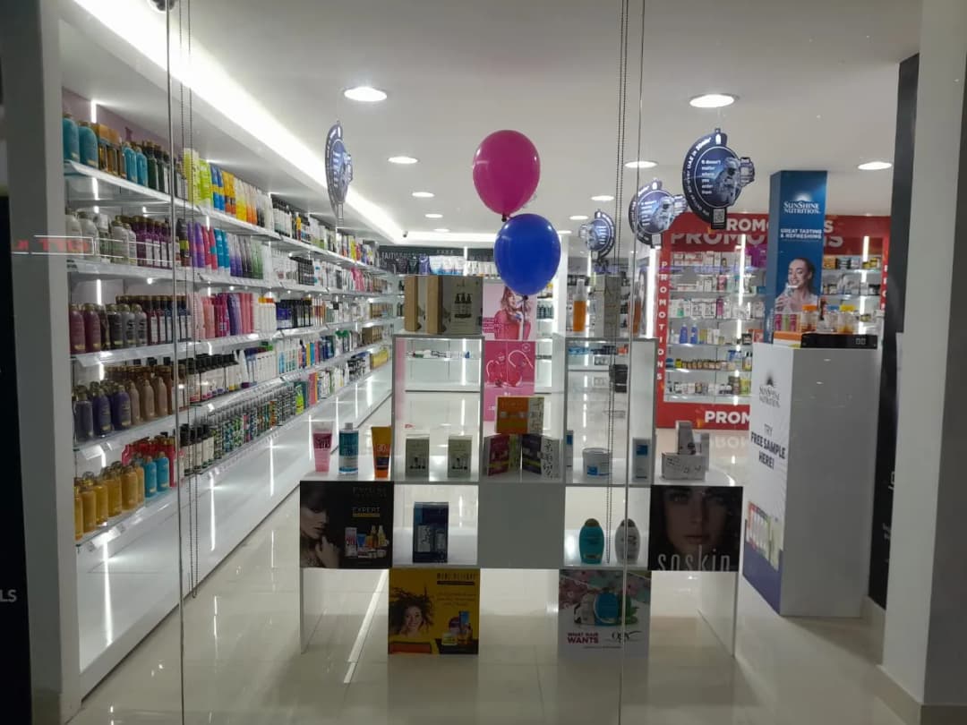 Life Pharmacy — صورة 6
